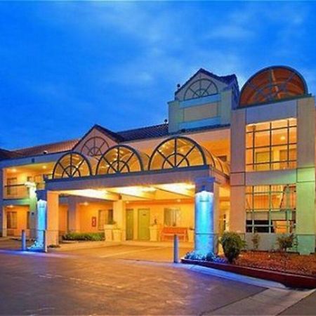 Atherton Park Inn And Suites Редуд Сити Екстериор снимка